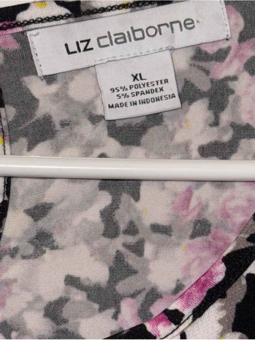 Liz Claiborne Black Floral Pintuck Cap-Sleeve Top - Pink & Cream Flowers - Picture 2 of 2